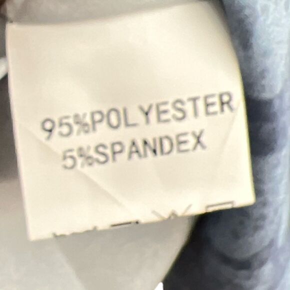 Basico Lightweight Collared Button Down Shirt - Picture 4 of 6